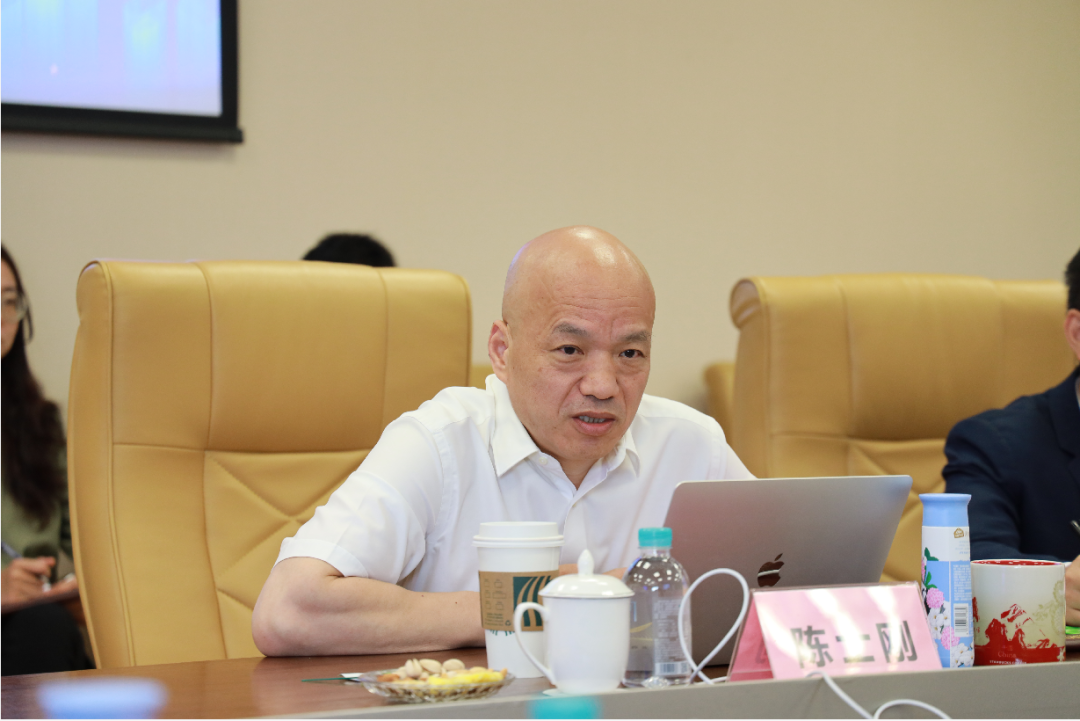 金沙集团3354cc系统与武汉经开区举行工作会谈 探讨数据要素市场化机遇