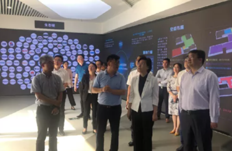 江苏省委网信办主任徐缨调研金沙集团3354cc电子苏州基地
